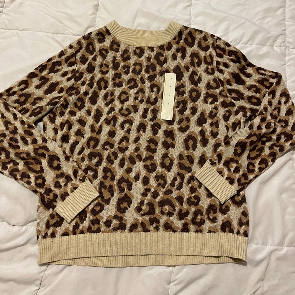 Leopard Print Long Sleeve Top